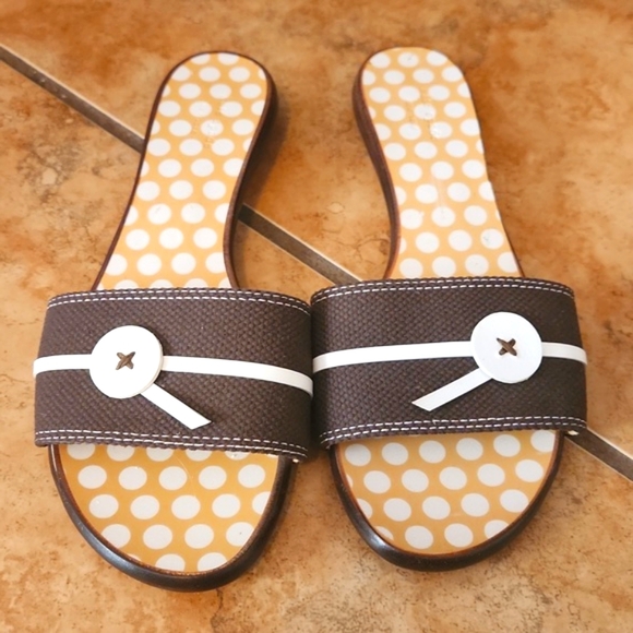 Kate Spade Toby Brown Button Women's Sandals - Picture 2 of 6